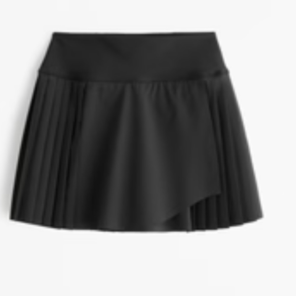 Abercrombie & Fitch YPB motion TEK Lined Pleated Skort
